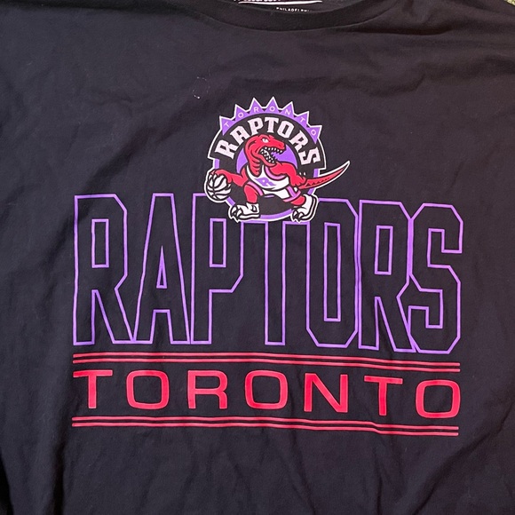 Mitchell & Ness Raptors Black Long Sleeve Tee - Picture 2 of 5